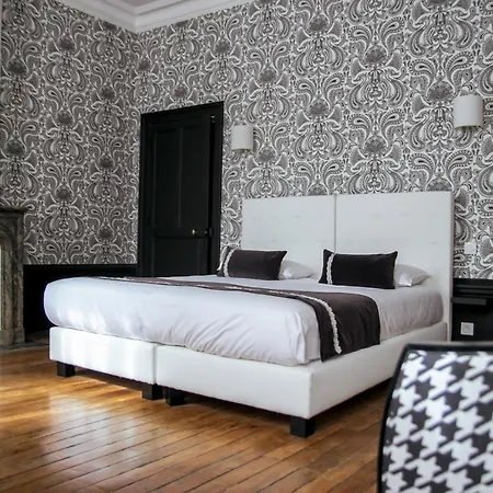 3 Etoiles - Le Petit Perier Hotel