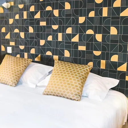 3 Etoiles - Le Petit Perier 3*