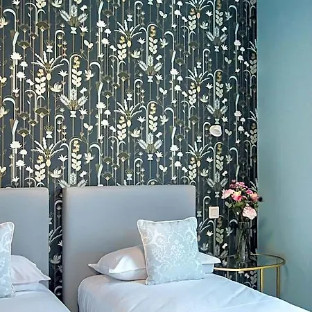 3 Etoiles - Le Petit Perier 3*