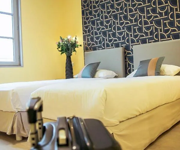 3 Etoiles - Le Petit Perier Hotel Laval (Mayenne)