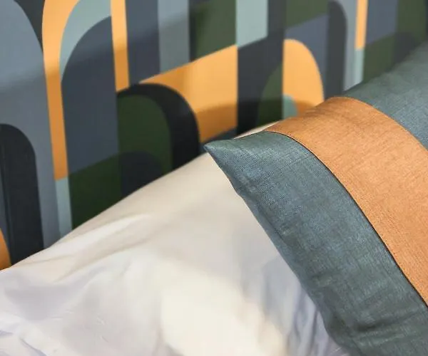 Hotel 3 Etoiles - Le Petit Perier 호텔