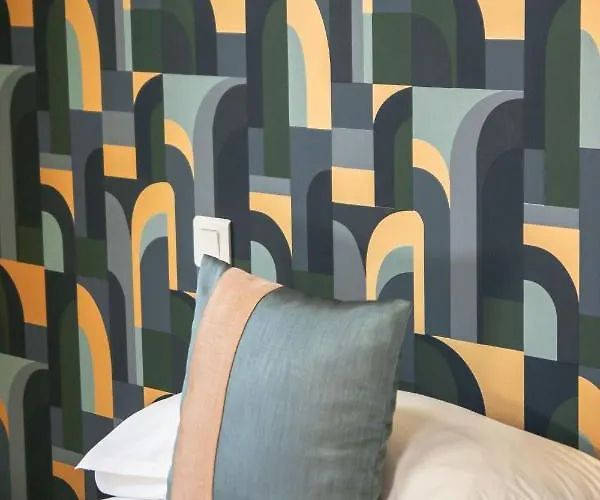 3 Etoiles - Le Petit Perier Hotel