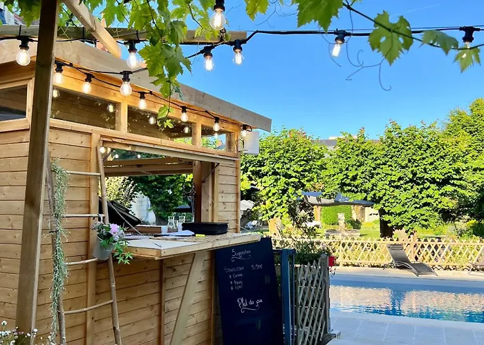 3 Etoiles - Le Petit Perier Hotel